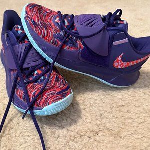 Women's Basketball shoes
